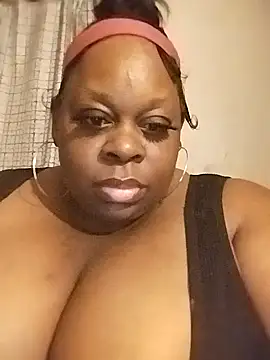 Snapshot of Pinkchocolatebbw chatting on March 2026 03:22:02 AM Pinkchocolatebbw online show from March 2026 03:22:02 AM