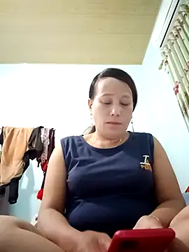 Snapshot of JenyLy68 chatting on February 2026 01:32:02 PM JenyLy68 online show from February 2026 01:32:02 PM