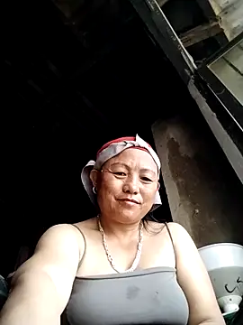 Lucie Fuzk online show from April 2026 01:48:01 AM