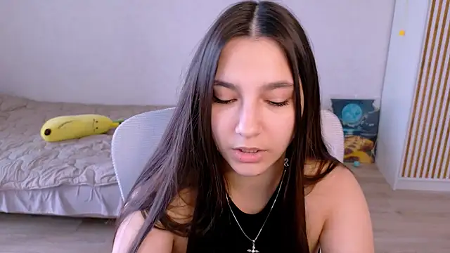 Snapshot of Ari_Grend chatting on May 2026 02:55:01 PM Ari Grend online show from May 2026 02:55:01 PM