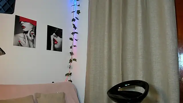 Snapshot of Rebeca_Marchetti chatting on July 2026 08:47:01 PM Rebeca Marchetti online show from July 2026 08:47:01 PM