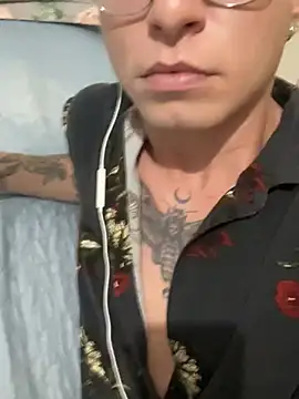 erickmoor2526 online show from March 2026 02:50:02 AM