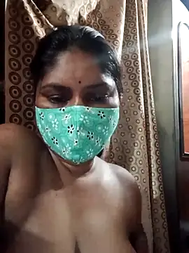 sexyladdupilla online show from April 2026 12:00:01 AM