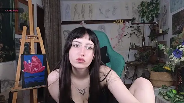 EffieMeowley online show from May 2026 12:34:02 PM