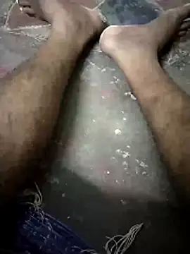 sathish2895 online show from April 2026 12:08:02 PM