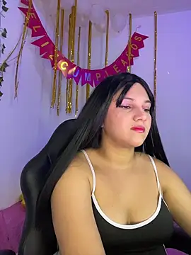 aurora bela online show from April 2026 04:32:01 AM