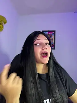 aurora bela online show from April 2026 03:00:02 AM