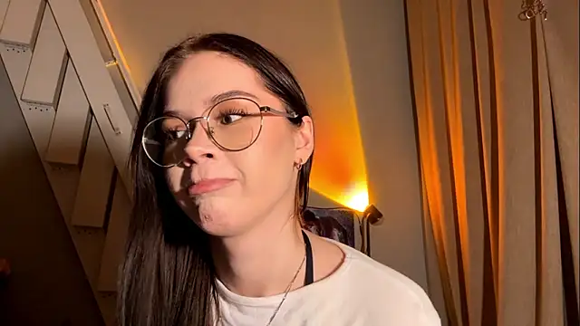 DebraSchneider online show from March 2026 04:42:01 PM