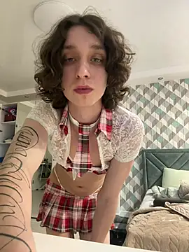 Snapshot of PrettylnPink_ chatting on May 2026 11:43:02 PM PrettylnPink online show from May 2026 11:43:02 PM