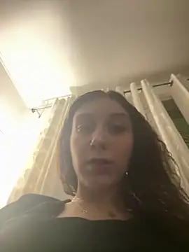 Snapshot of kenzyy28 chatting on March 2026 01:45:02 AM kenzyy28 online show from March 2026 01:45:02 AM