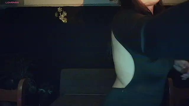 Snapshot of softnicol_ chatting on March 2026 02:06:02 AM softnicol online show from March 2026 02:06:02 AM