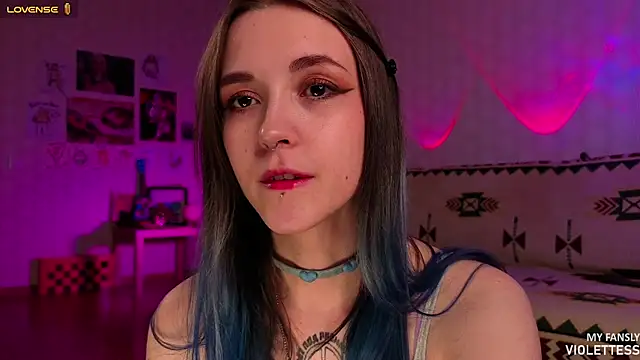 Snapshot of violettess chatting on May 2026 04:59:02 PM violettess online show from May 2026 04:59:02 PM