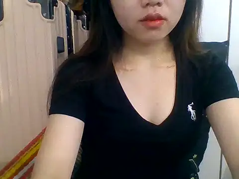 kiraa-007 online show from April 2026 01:14:02 PM