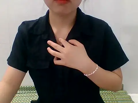 kiraa-007 online show from May 2026 03:42:02 PM
