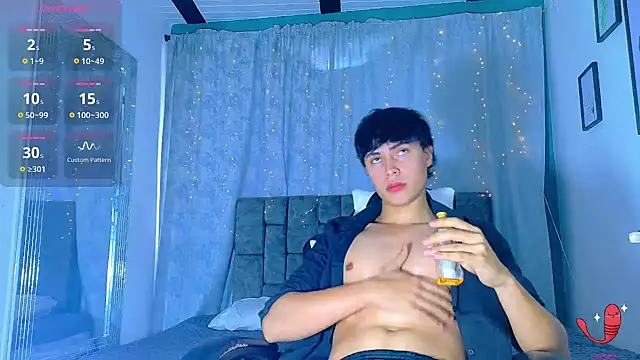 Dantekent online show from April 2026 02:02:02 PM