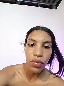 Snapshot of ginevere_20 chatting on May 2026 08:50:02 PM ginevere 20 online show from May 2026 08:50:02 PM