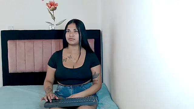 Snapshot of GRICELYXS chatting on March 2026 01:17:02 PM GRICELYXS online show from March 2026 01:17:02 PM