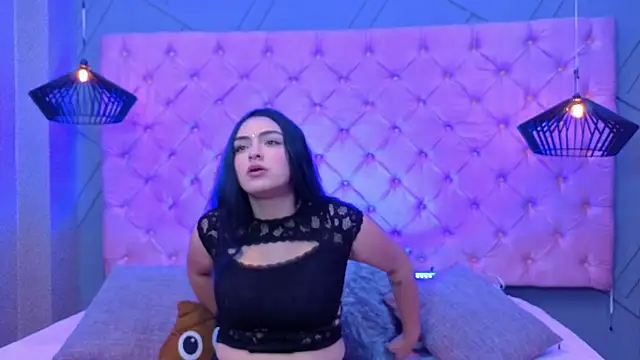 Snapshot of SARA_HORNY- chatting on May 2026 04:31:01 AM SARA HORNY- online show from May 2026 04:31:01 AM