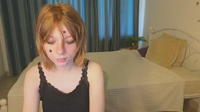 Snapshot of MollySally chatting on July 2026 04:15:02 AM MollySally online show from July 2026 04:15:02 AM
