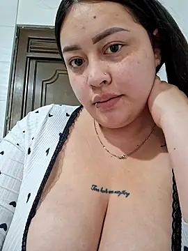 Snapshot of Stefania16 chatting on March 2026 03:29:02 PM Stefania16 online show from March 2026 03:29:02 PM