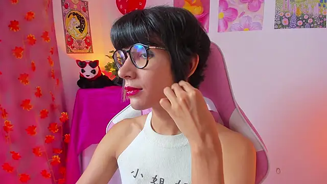 Madeline 21 online show from March 2026 05:11:01 AM