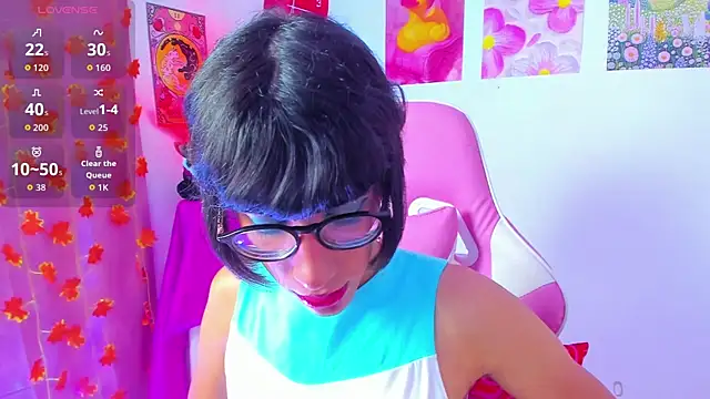 Madeline 21 online show from March 2026 06:17:02 AM