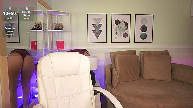 MandyCollins online show from April 2026 11:39:02 AM