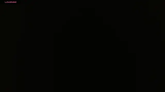 Snapshot of Sweet_kitty_05 chatting on June 2026 06:20:02 PM Sweet kitty 05 online show from June 2026 06:20:02 PM