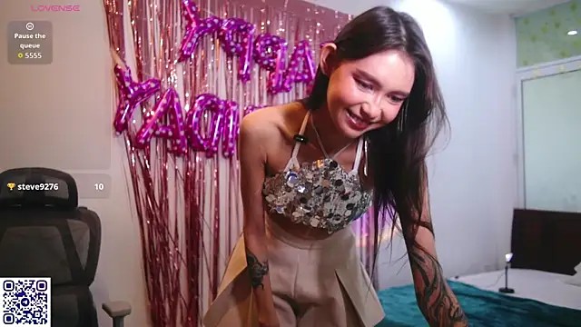 amy peachy online show from May 2026 04:40:01 AM