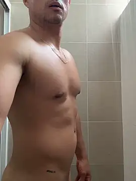 David-latinlover online show from May 2026 09:19:01 PM