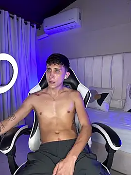 Snapshot of Rome_cortes chatting on March 2026 10:26:01 PM Rome cortes online show from March 2026 10:26:01 PM