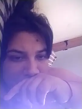 Snapshot of Solcitolovee chatting on February 2026 06:19:01 PM Solcitolovee online show from February 2026 06:19:01 PM