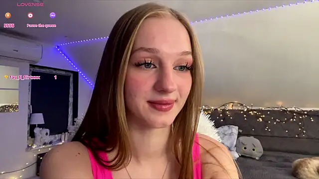 Anika Socutehe online show from June 2026 09:19:02 PM