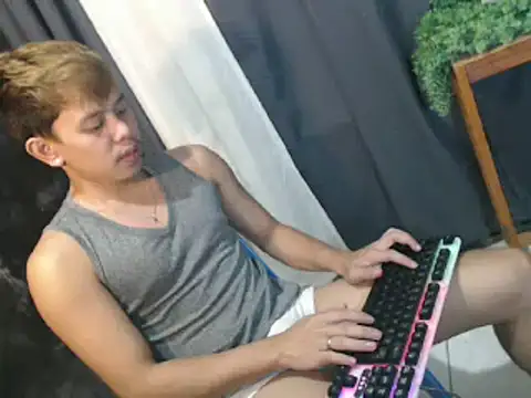 Baby Maxxx online show from March 2026 03:23:01 AM