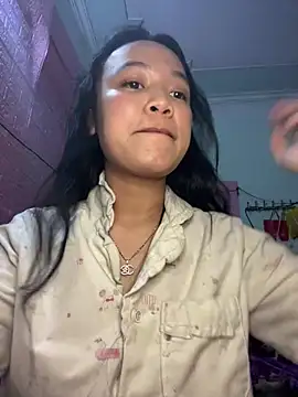 Leeeeiu online show from March 2026 04:57:01 PM