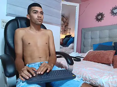 Snapshot of mauricio_smiith chatting on February 2026 02:45:01 AM mauricio smiith online show from February 2026 02:45:01 AM