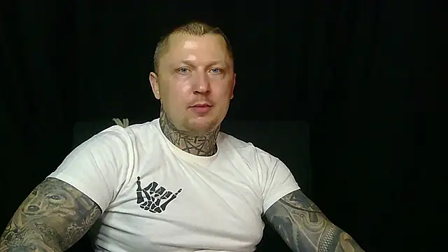 Snapshot of devilWithTats chatting on June 2026 02:15:01 PM devilWithTats online show from June 2026 02:15:01 PM