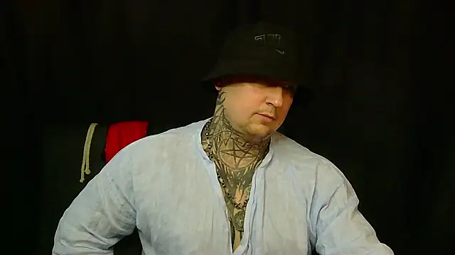 Snapshot of devilWithTats chatting on July 2026 11:45:02 AM devilWithTats online show from July 2026 11:45:02 AM