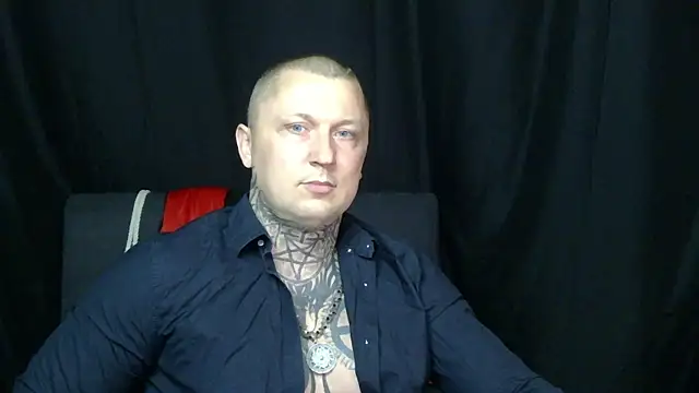 Snapshot of devilWithTats chatting on July 2026 05:07:02 PM devilWithTats online show from July 2026 05:07:02 PM