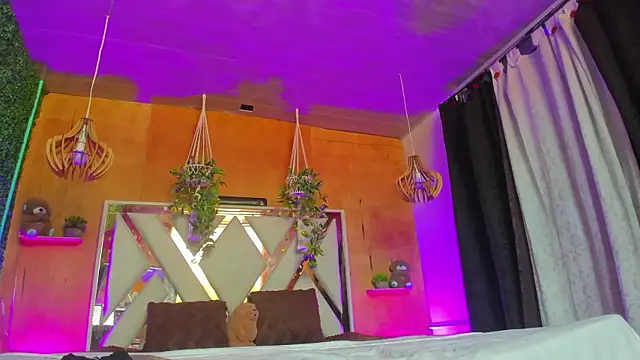 valery delux online show from March 2026 01:28:01 PM