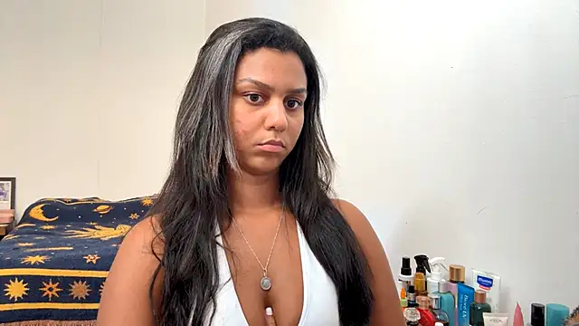 NicolasaSwarm online show from March 2026 05:41:02 PM