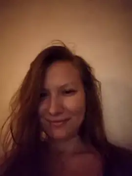 August Shine online show from March 2026 07:15:02 PM