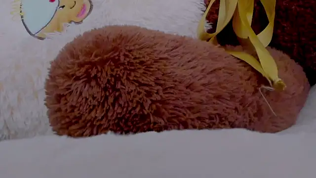 Snapshot of ValenciaBARY chatting on March 2026 04:35:01 PM ValenciaBARY online show from March 2026 04:35:01 PM