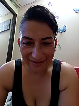 Snapshot of Lucia_Rios chatting on March 2026 11:10:01 PM Lucia Rios online show from March 2026 11:10:01 PM