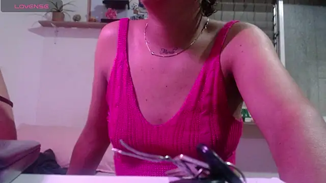 Snapshot of Kary_Blush chatting on March 2026 11:44:01 PM Kary Blush online show from March 2026 11:44:01 PM