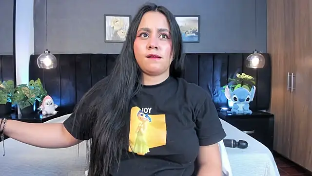 Snapshot of alejandra__garcia chatting on July 2026 03:19:01 AM alejandra garcia online show from July 2026 03:19:01 AM