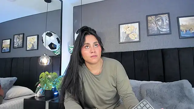 Snapshot of alejandra__garcia chatting on July 2026 03:35:02 AM alejandra garcia online show from July 2026 03:35:02 AM