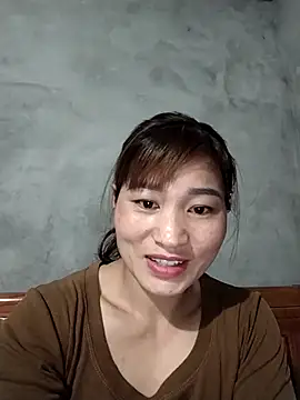 Lilinn  online show from March 2026 11:27:02 AM