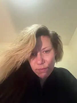 Darkcrowncouple online show from March 2026 08:53:02 AM