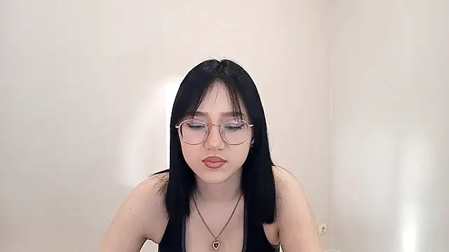 SolvedGlobe online show from March 2026 01:48:02 PM